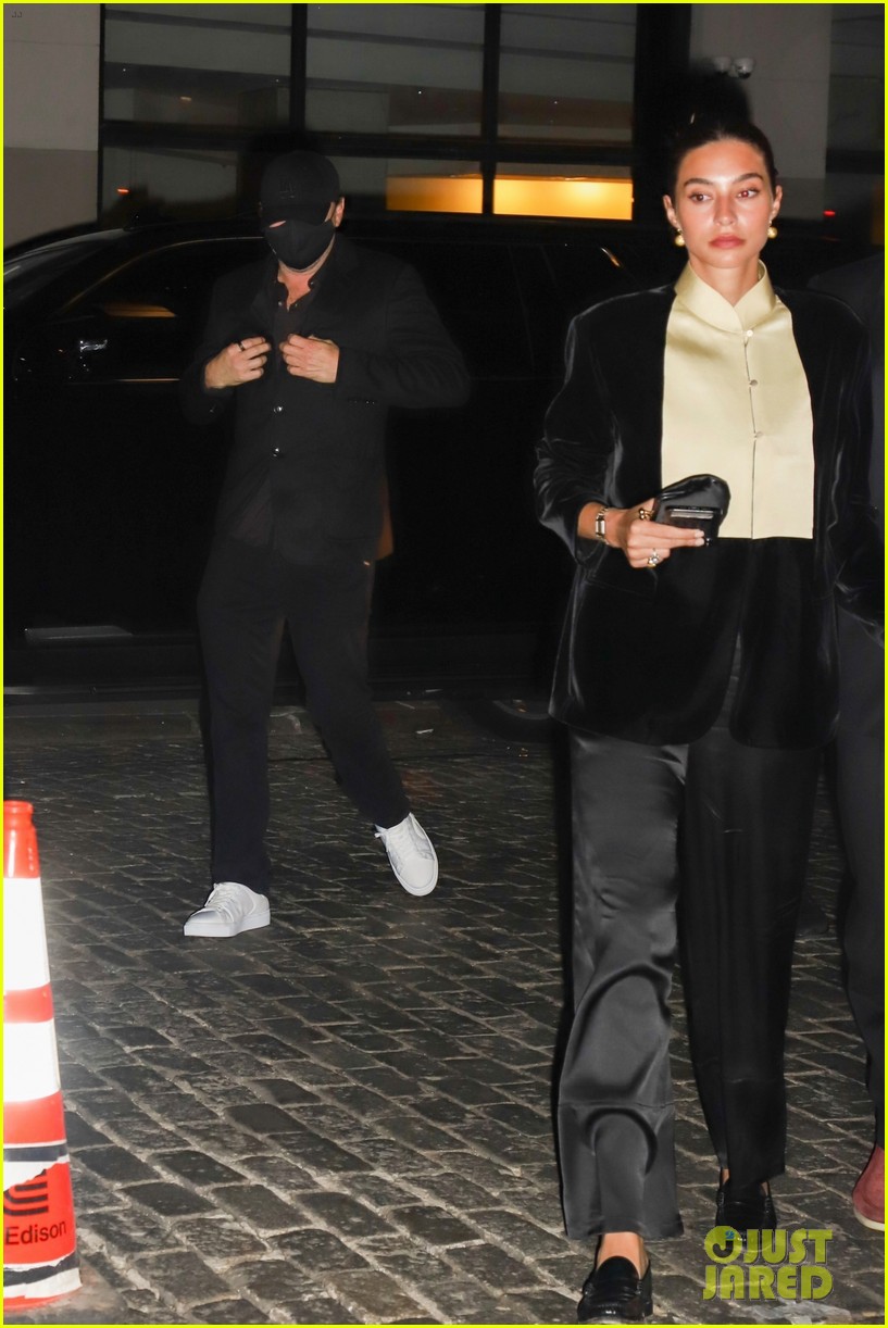 The Bradley Cooper-Leonardo DiCaprio Friendship: Gigi Hadid And The Alleged Fallout The Bradley Cooper-Leonardo DiCaprio Friendship: Gigi Hadid And The Alleged Fallout