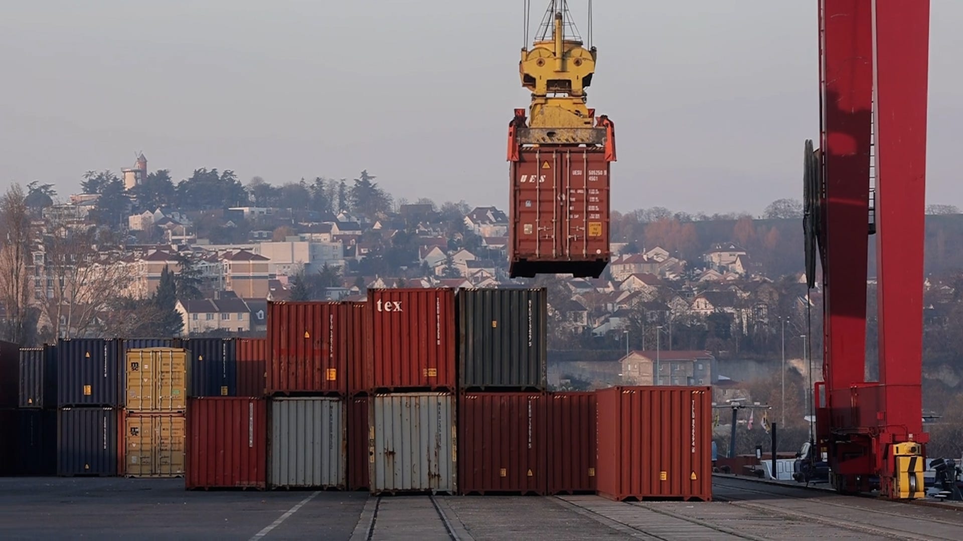 The Unpredictability Of Trump's Tariffs: Challenges For Automakers The Unpredictability Of Trump's Tariffs: Challenges For Automakers