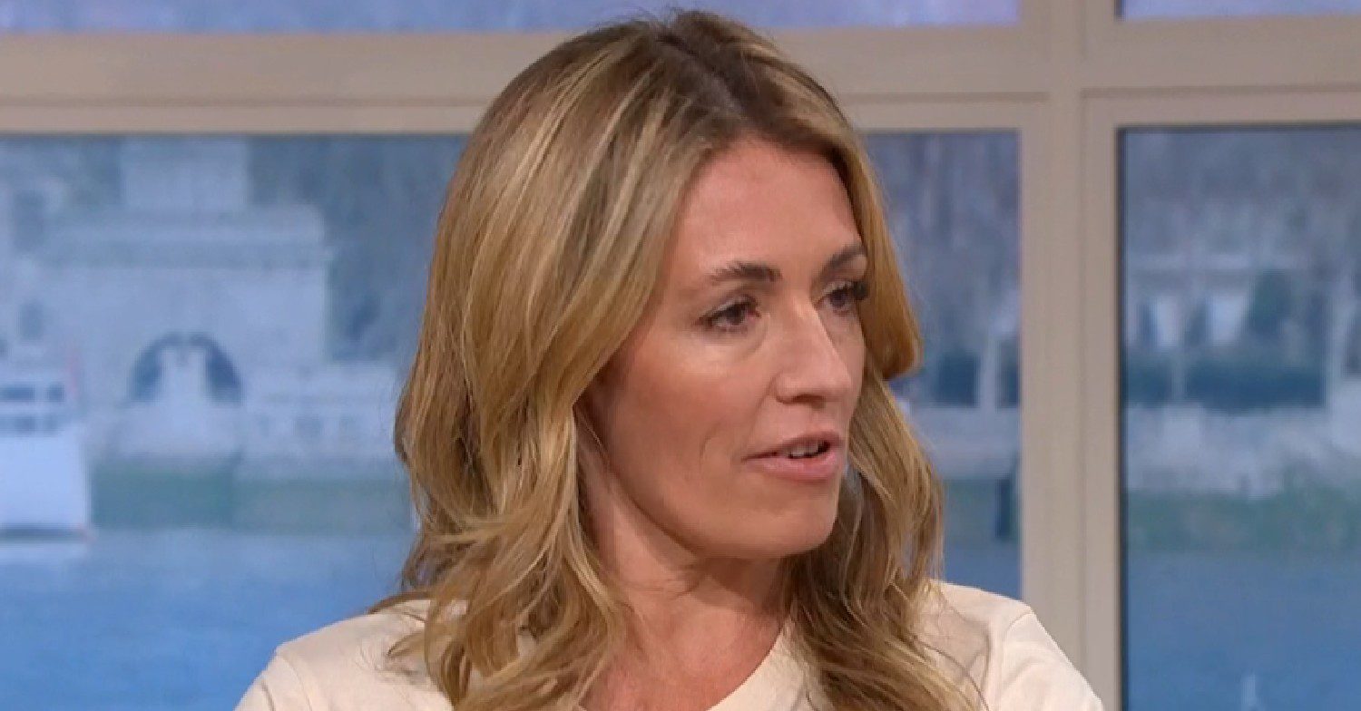 This Morning's Cat Deeley Suffers Wardrobe Failure Before Live Show This Morning's Cat Deeley Suffers Wardrobe Failure Before Live Show