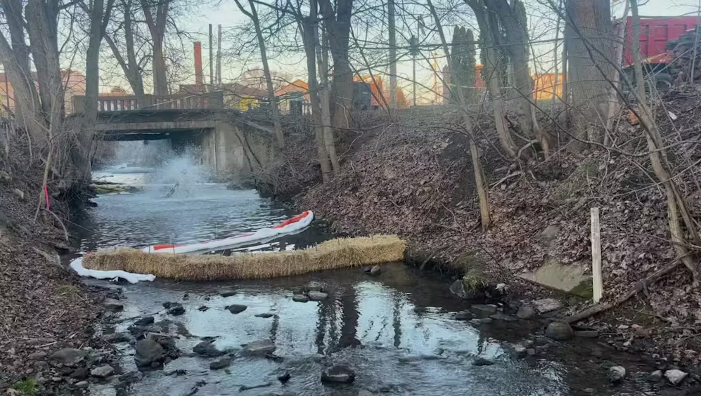 Toxic Chemicals Lingered In Ohio Derailment Buildings For Months Toxic Chemicals Lingered In Ohio Derailment Buildings For Months
