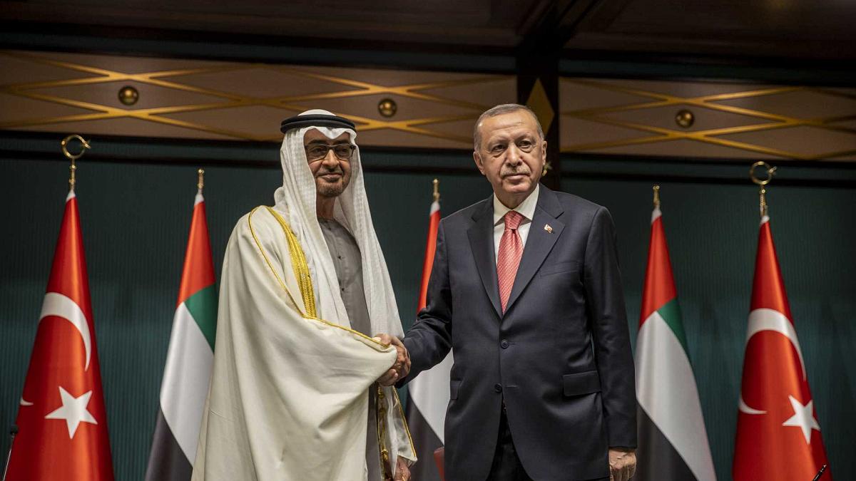 Türkiye-Birleşik Arap Emirlikleri İlişkilerinde Yeni Bir Dönem: Erdoğan-Al Nahyan Görüşmesi Türkiye-Birleşik Arap Emirlikleri İlişkilerinde Yeni Bir Dönem: Erdoğan-Al Nahyan Görüşmesi