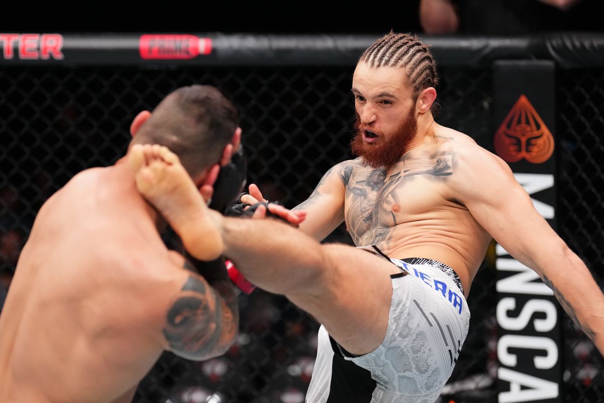 UFC Vegas 106: Craig-Bellato Fight Cancelled At The Last Minute UFC Vegas 106: Craig-Bellato Fight Cancelled At The Last Minute
