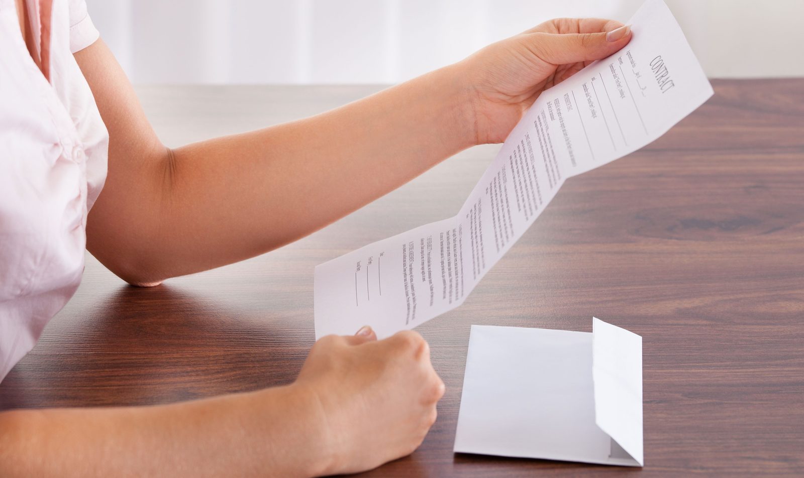 UK Taxman Targets Higher Earners: HMRC Sends Letters To Households Earning Over £23,000 UK Taxman Targets Higher Earners: HMRC Sends Letters To Households Earning Over £23,000