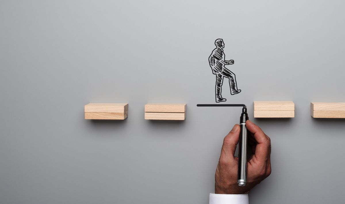 Understanding The Crucial Role Of Middle Managers In Today's Workplace Understanding The Crucial Role Of Middle Managers In Today's Workplace