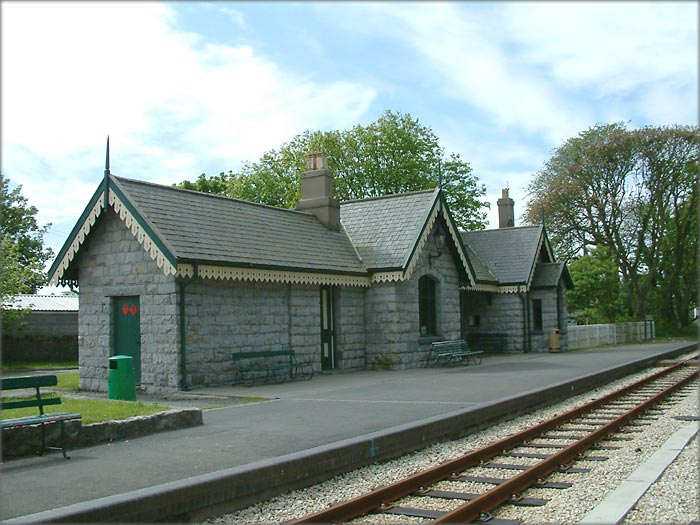 Understanding The Railway Station Man: His Role And Responsibilities Understanding The Railway Station Man: His Role And Responsibilities