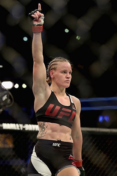 Valentina Shevchenko's Dragon-Themed Outfit: A Closer Look Valentina Shevchenko's Dragon-Themed Outfit: A Closer Look