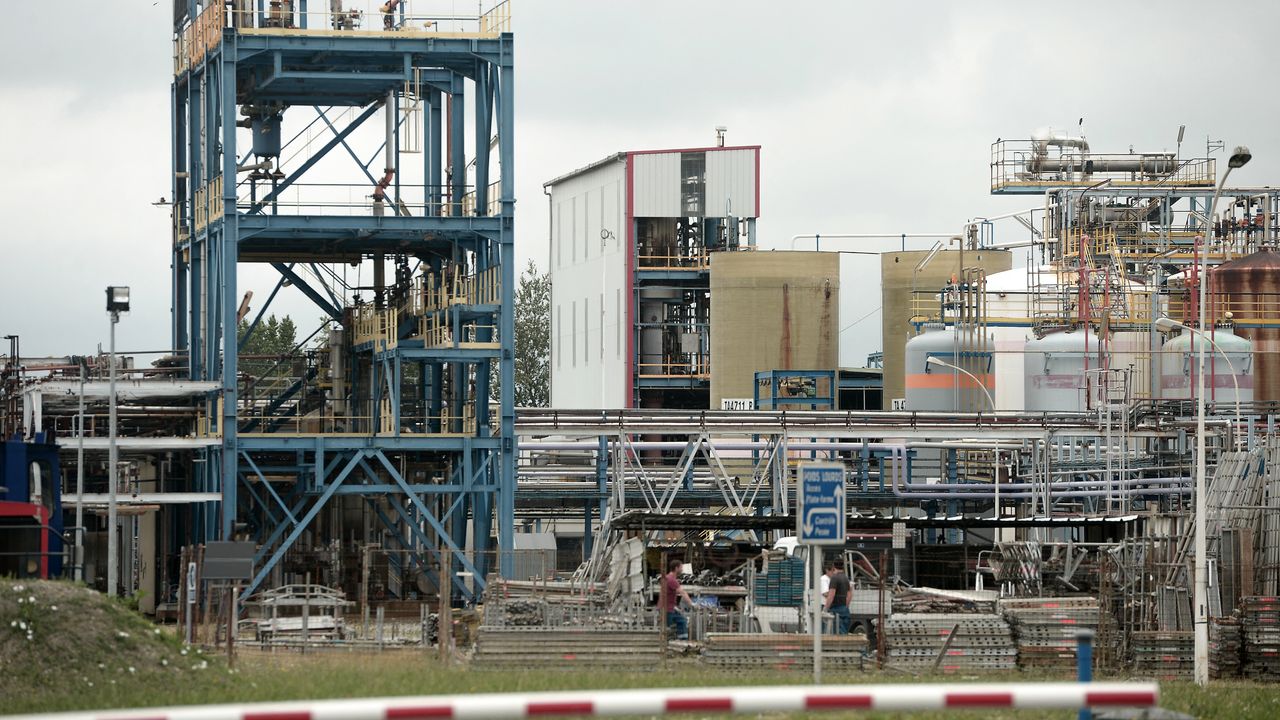 Vente De L'usine Sanofi D'Amilly : Les Employés Résistent Vente De L'usine Sanofi D'Amilly : Les Employés Résistent