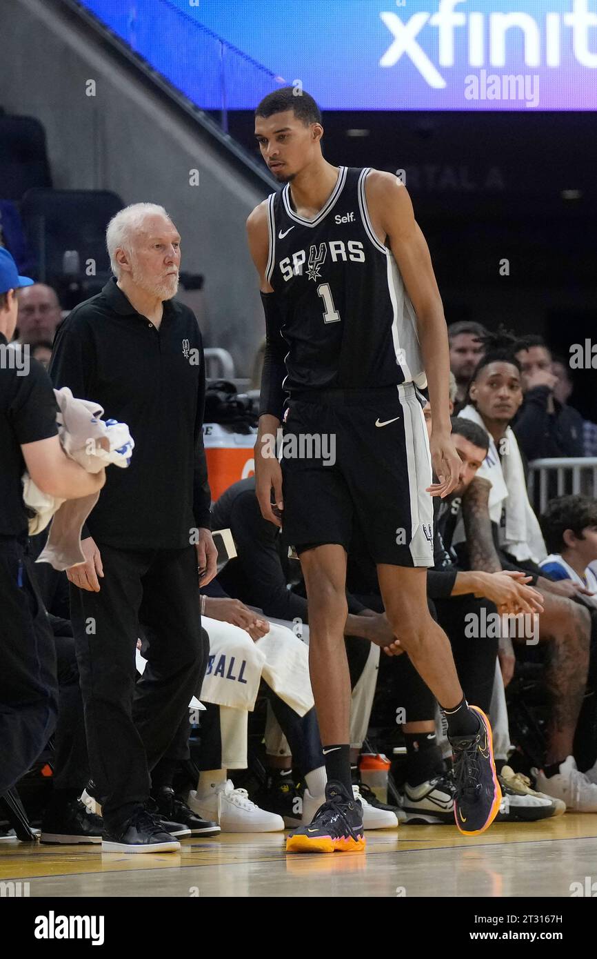 Victor Wembanyama Et Gregg Popovich : Un Hommage Respectueux Après Le Départ Du Coach Victor Wembanyama Et Gregg Popovich : Un Hommage Respectueux Après Le Départ Du Coach