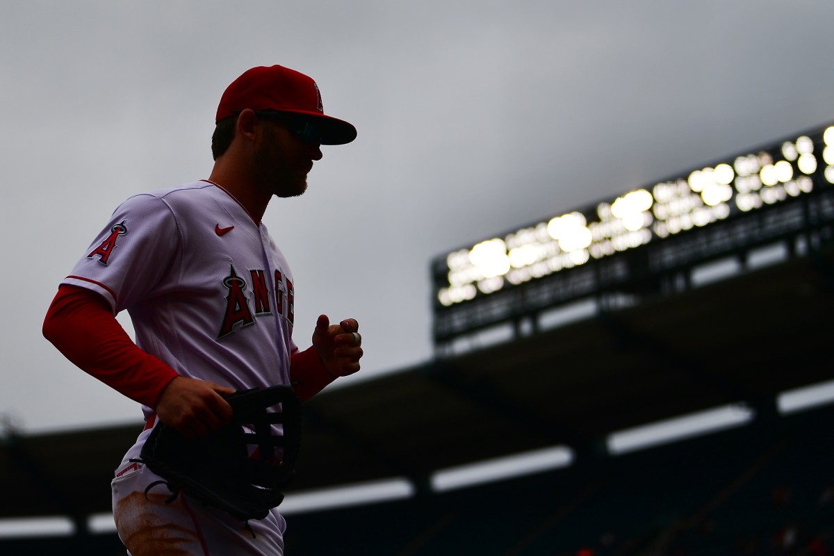 Ward's Grand Slam Stuns Padres: Angels' Dramatic 9th Inning Win Ward's Grand Slam Stuns Padres: Angels' Dramatic 9th Inning Win