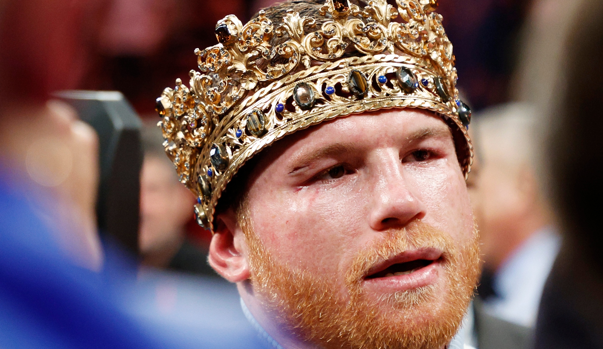 Why Canelo Might Be Avoiding A Fight With Crawford: A Look At Benavidez's Perspective. Why Canelo Might Be Avoiding A Fight With Crawford: A Look At Benavidez's Perspective.