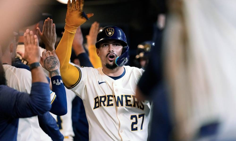Willy Adames' Walk-Off Hit Wins Giants' Home Opener Willy Adames' Walk-Off Hit Wins Giants' Home Opener