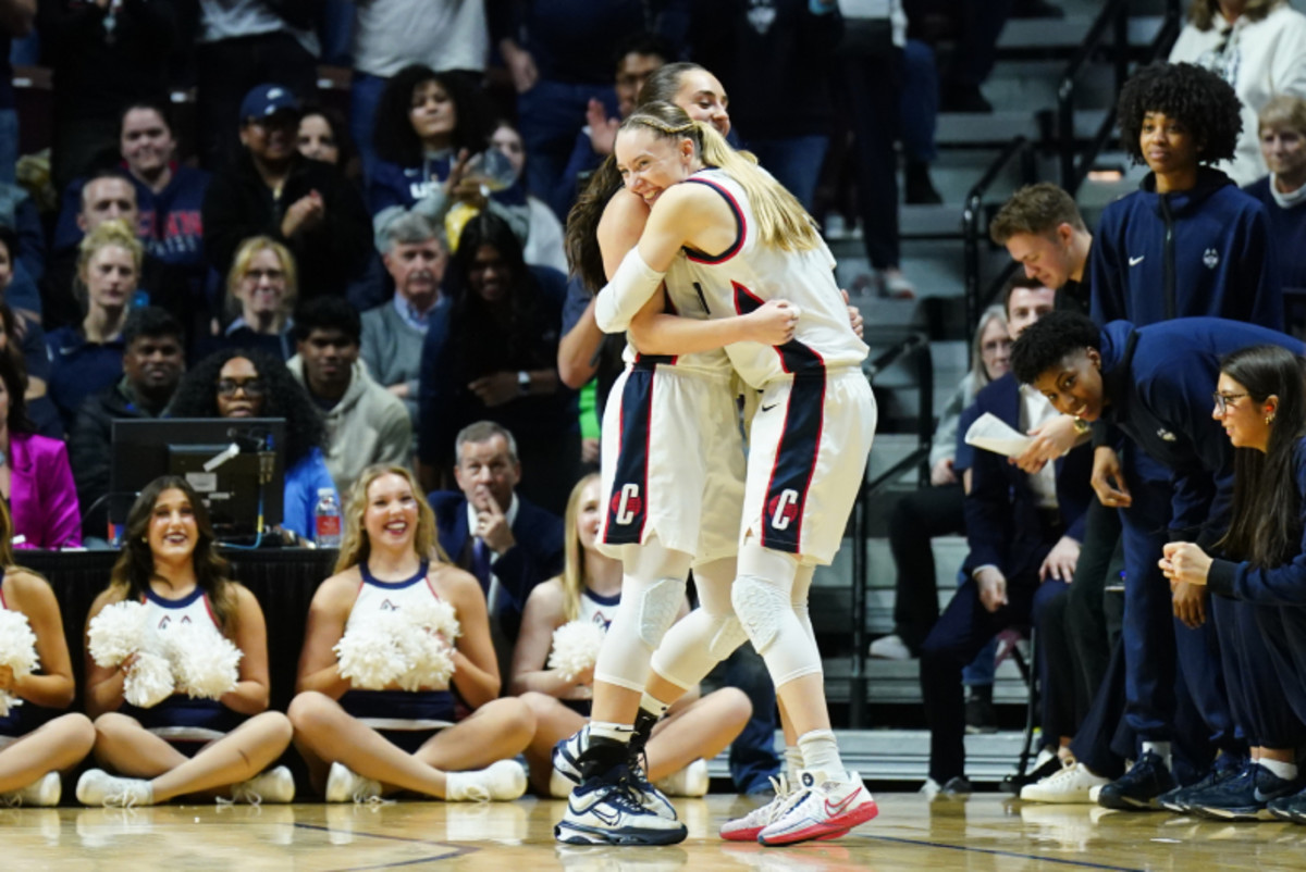 WNBA Debut: Paige Bueckers' Performance Against The Aces WNBA Debut: Paige Bueckers' Performance Against The Aces