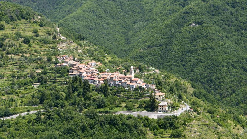 Wohnraumnot: Stadt Lockt Mit Kostenlosen Wohnungen Neue Einwohner An Wohnraumnot: Stadt Lockt Mit Kostenlosen Wohnungen Neue Einwohner An