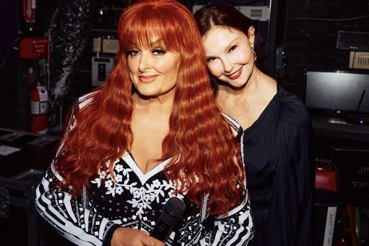 Wynonna Judd And Ashley Judd: A Family Docuseries Unveils Untold Stories Wynonna Judd And Ashley Judd: A Family Docuseries Unveils Untold Stories