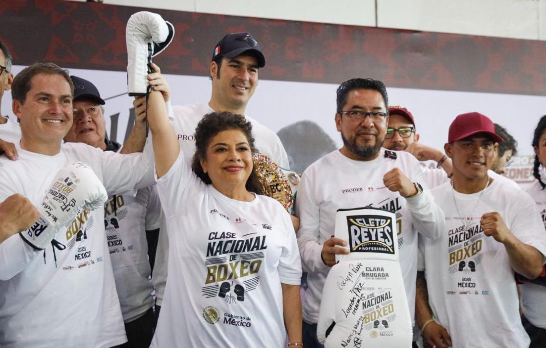 Zócalo Capitalino: Imágenes De La Clase Nacional De Boxeo Zócalo Capitalino: Imágenes De La Clase Nacional De Boxeo