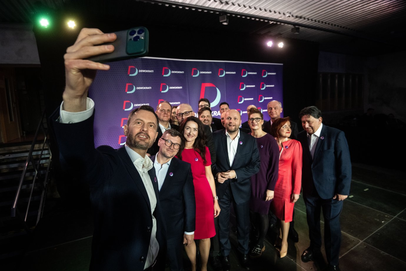 Ztráta Pro Piráty? Exeuroposlanec Peksa Opustil Stranu Po Kritice V Blesku Ztráta Pro Piráty? Exeuroposlanec Peksa Opustil Stranu Po Kritice V Blesku